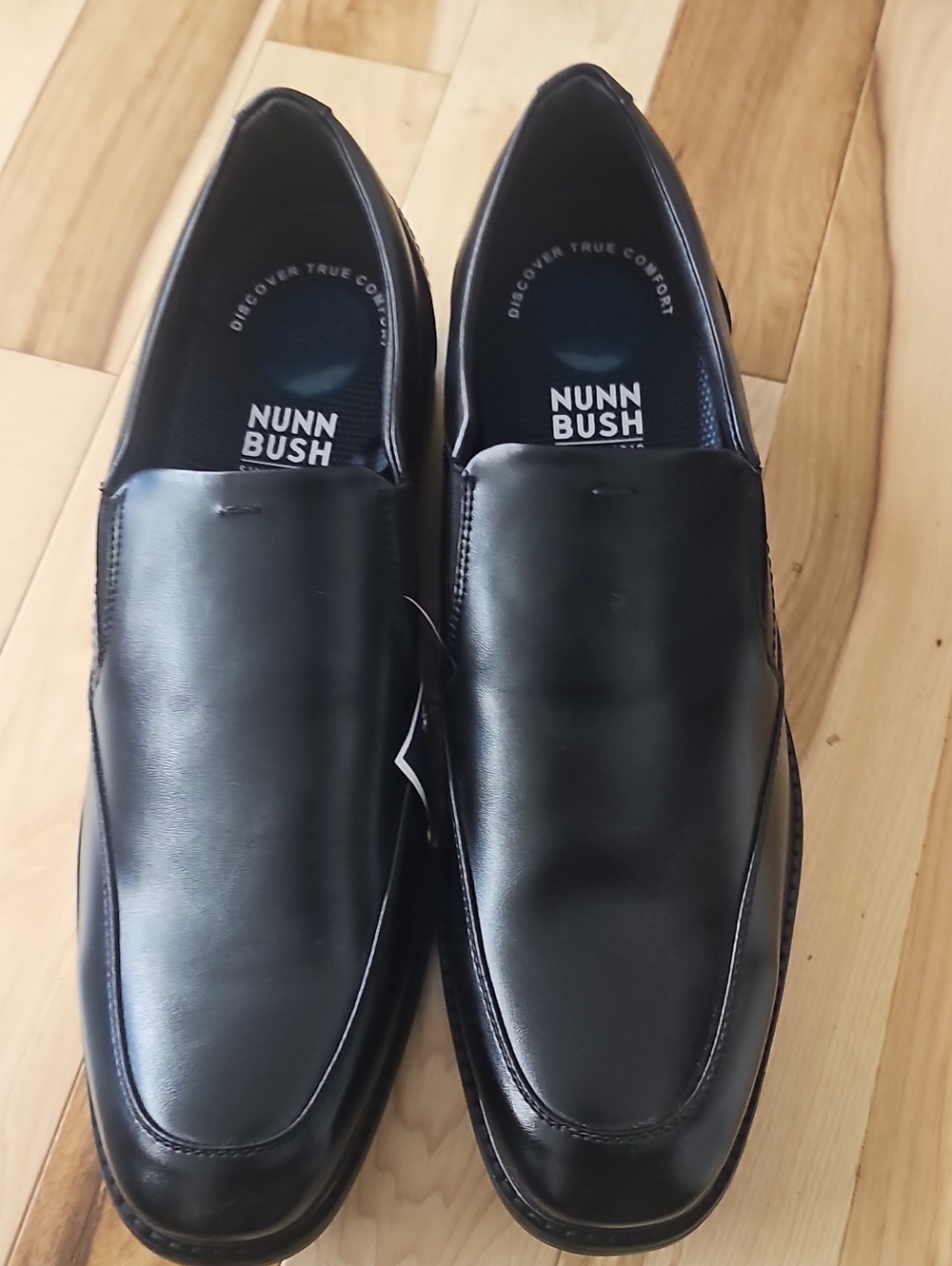 Brand New Nunn Bush Men’s Black Leather Slip-On Loafers